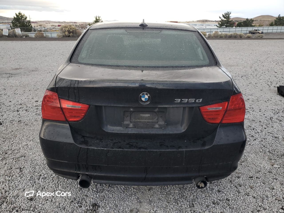 BMW Series 3 2011