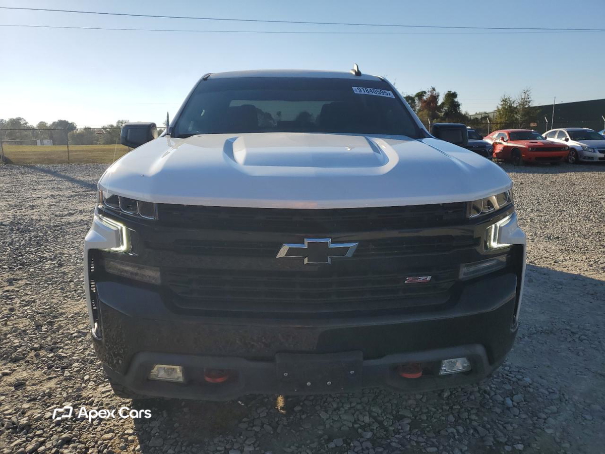 Chevrolet Silverado 2021