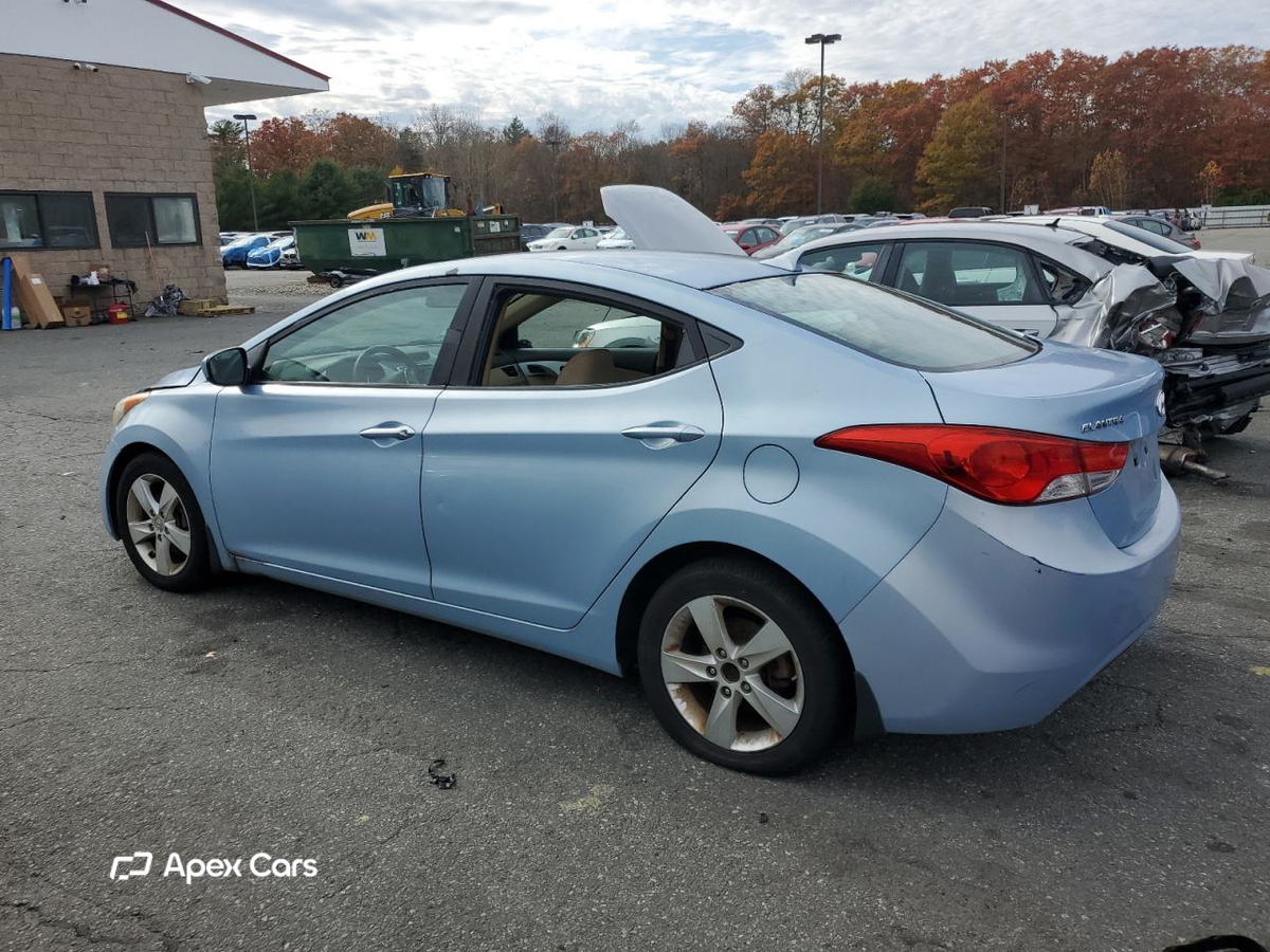 Hyundai Elantra 2012