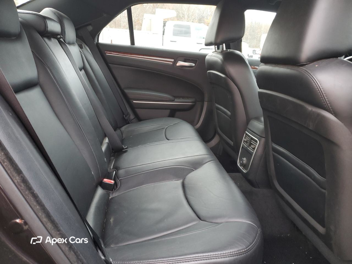 Chrysler 300 2013