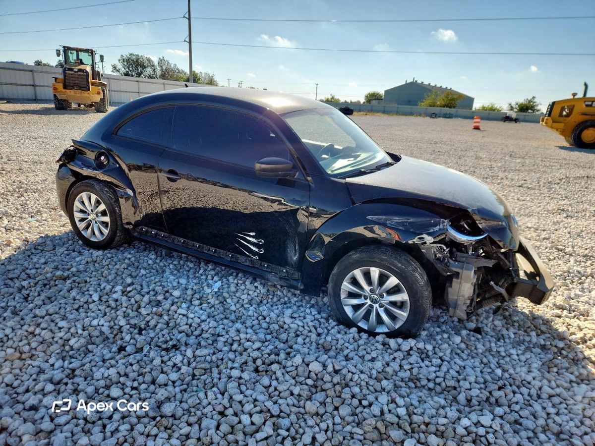 Volkswagen Beetle 2014