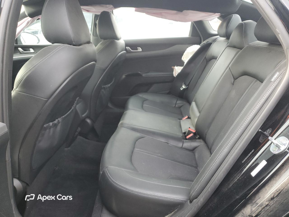 Kia K5 2021