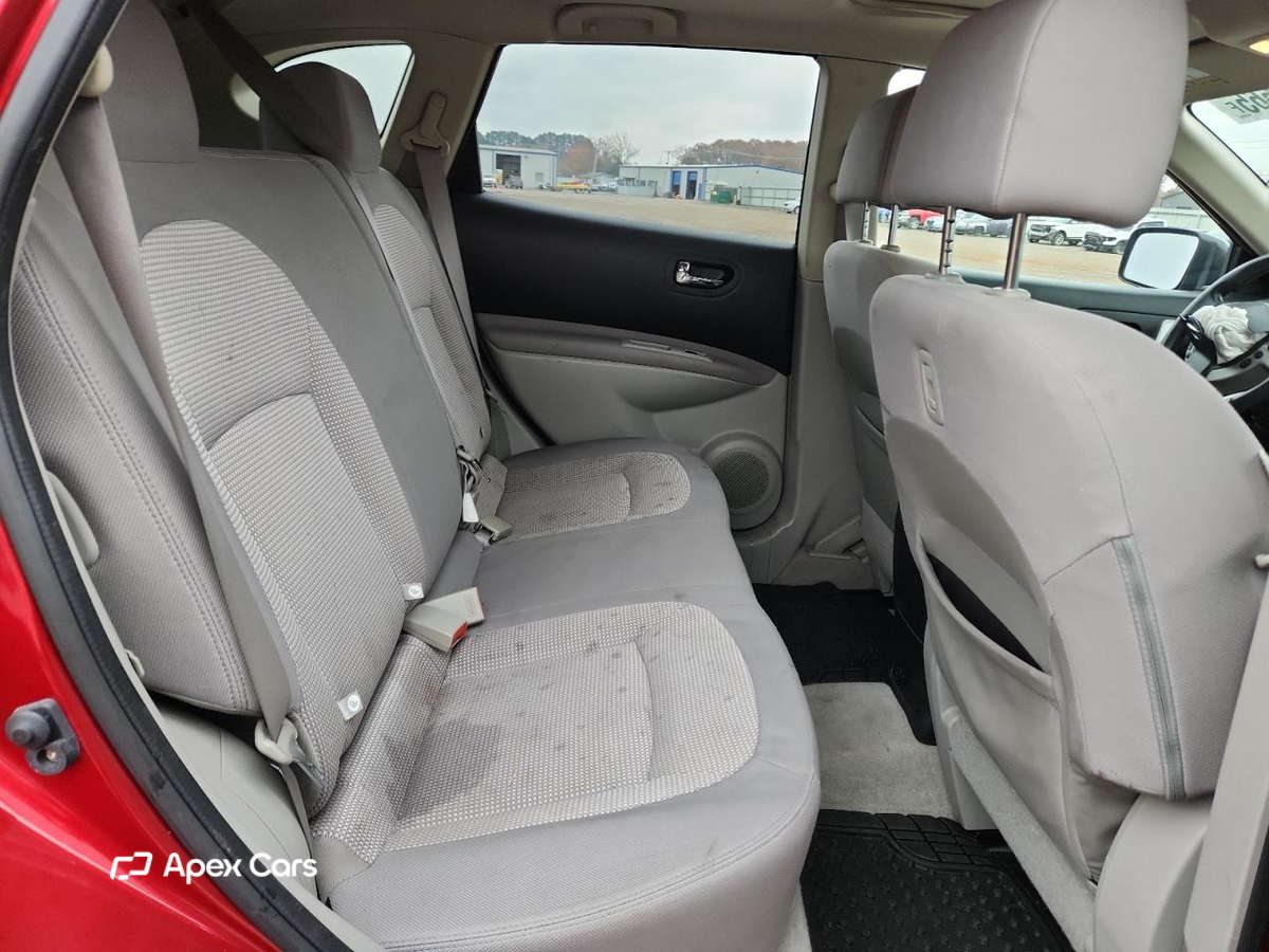 Nissan Rogue 2011