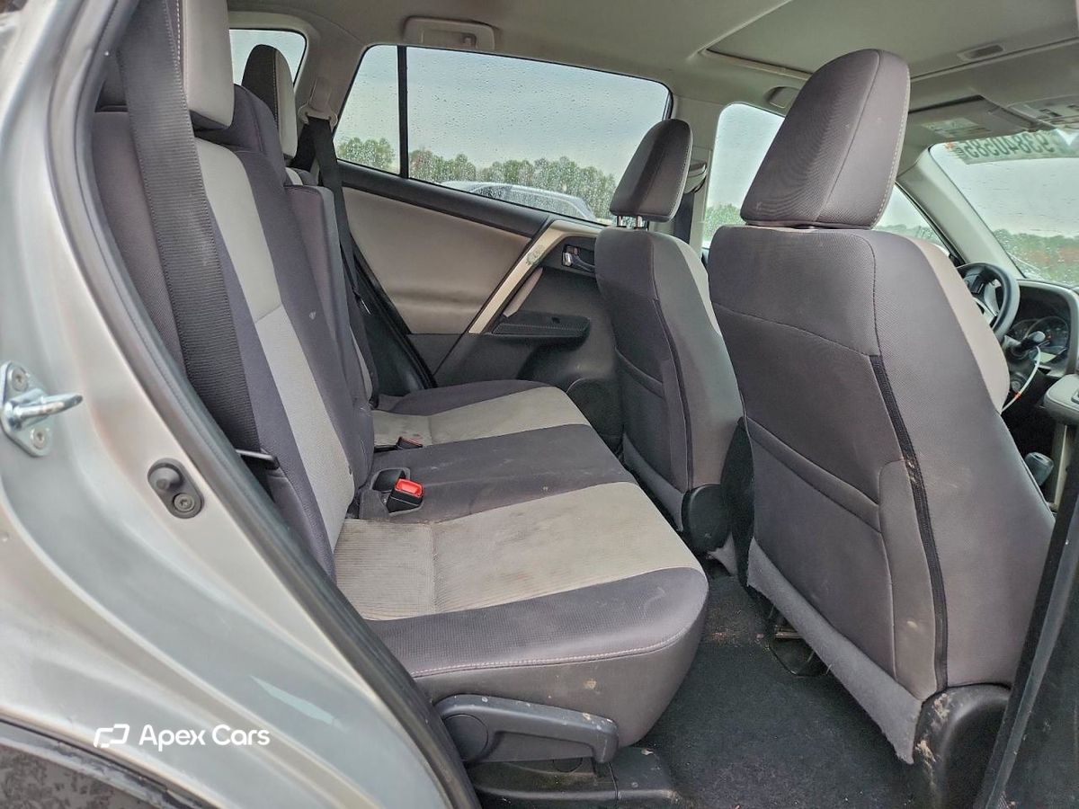 Toyota RAV 4 2015