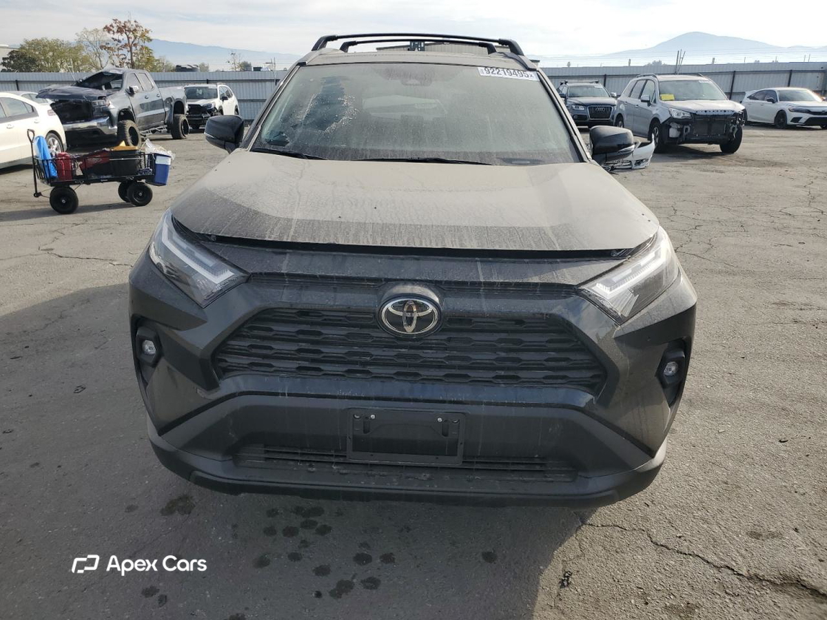Toyota RAV 4 2025