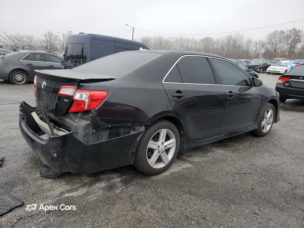 Toyota Camry 2012