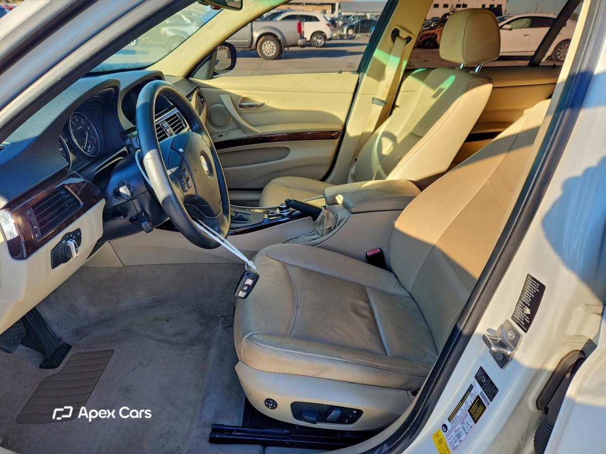 BMW Series 3 2011