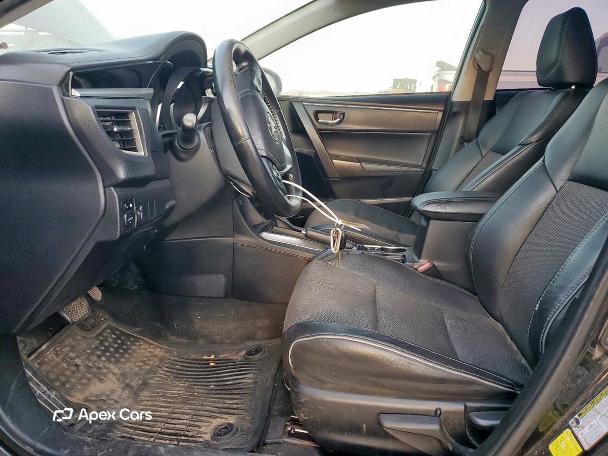 Toyota Corolla 2015