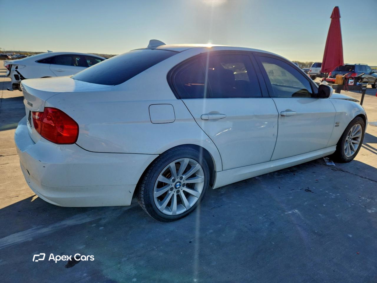 BMW Series 3 2011