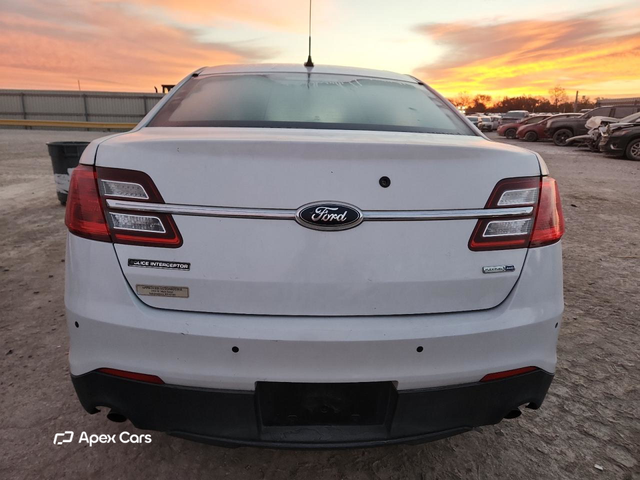 Ford Taurus 2015