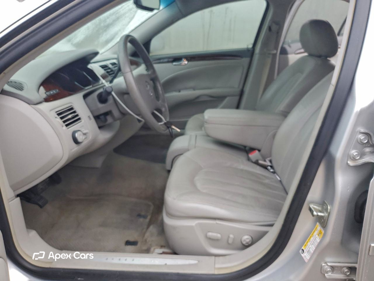 Buick Lucerne 2011