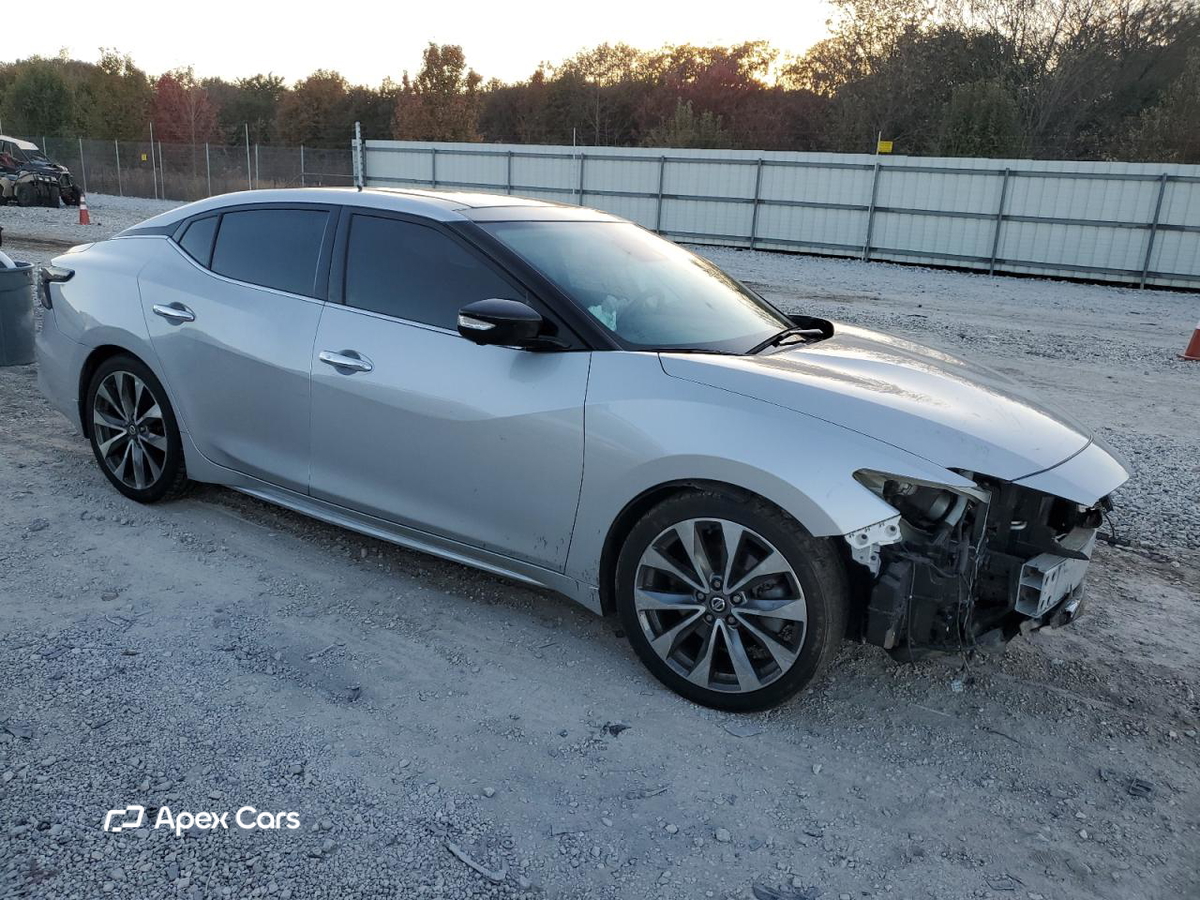 Nissan Maxima 2019
