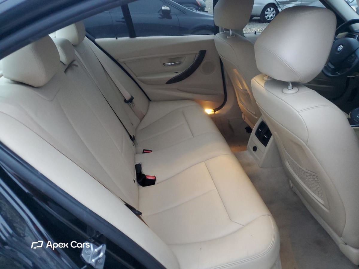 BMW Series 3 2016