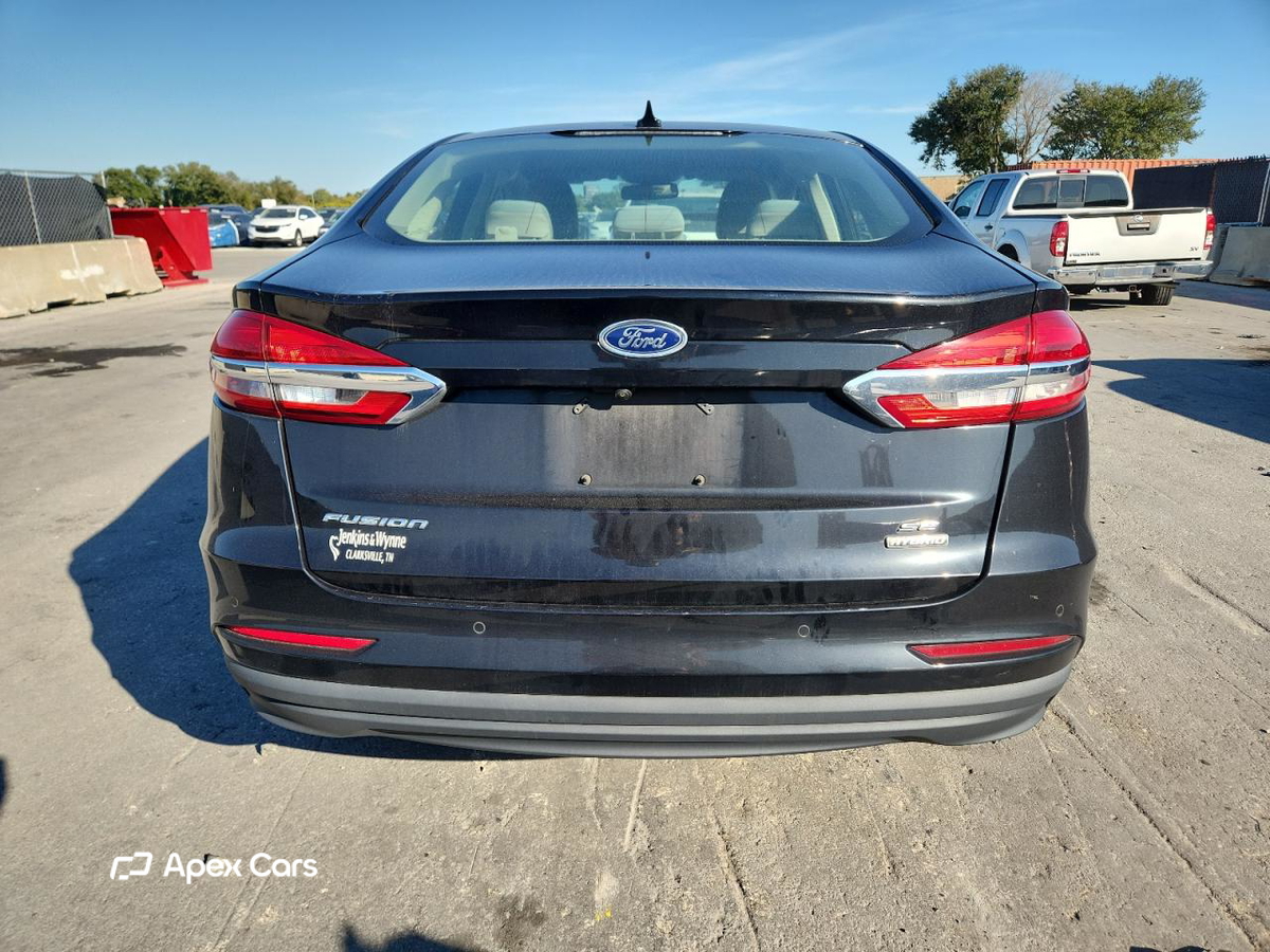 Ford Fusion 2020