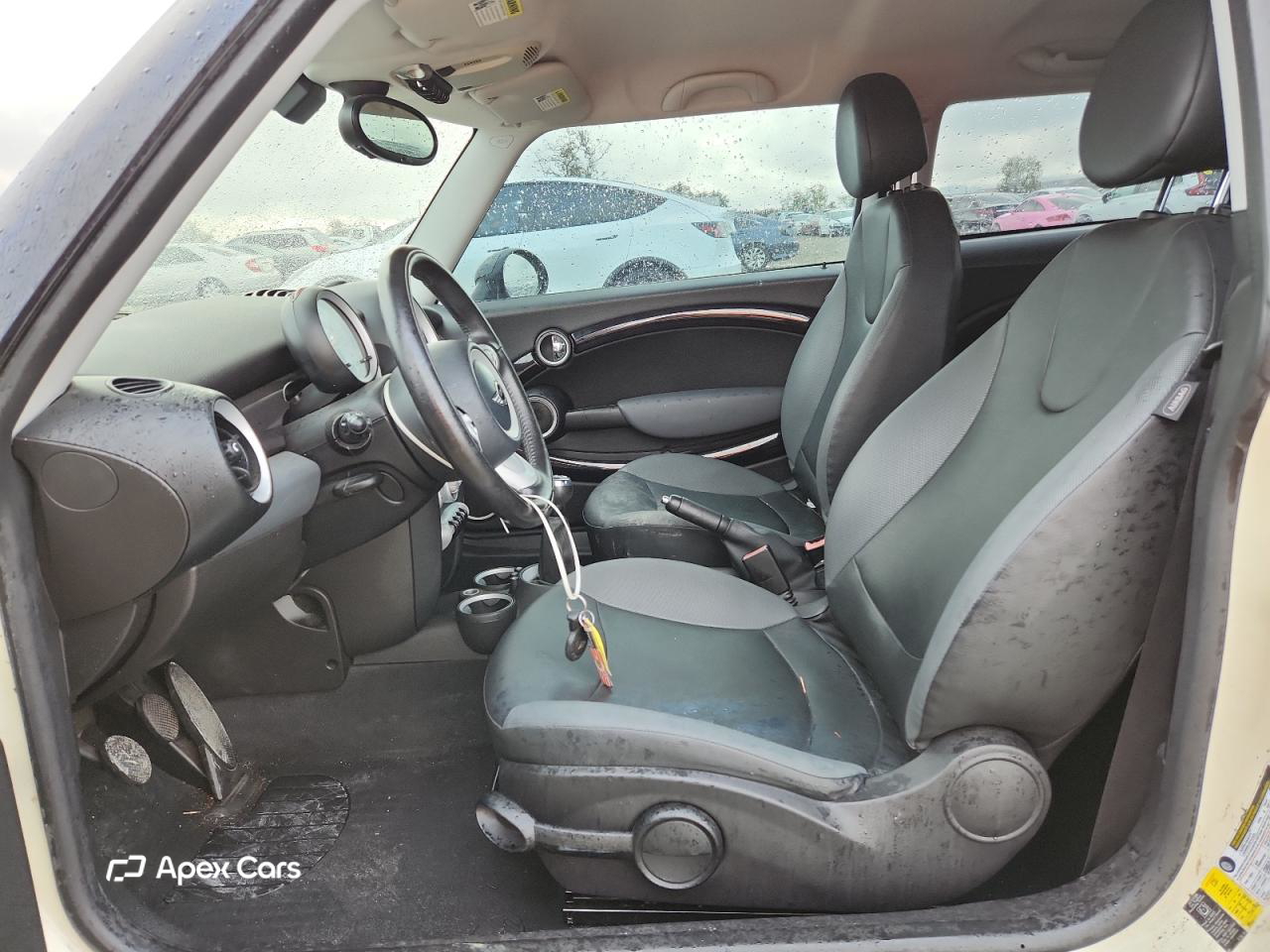 MINI Cooper 2010