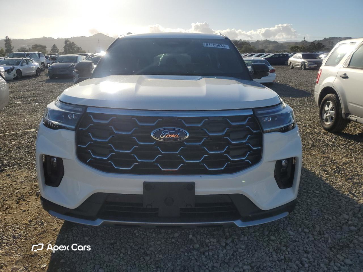Ford Explorer 2025