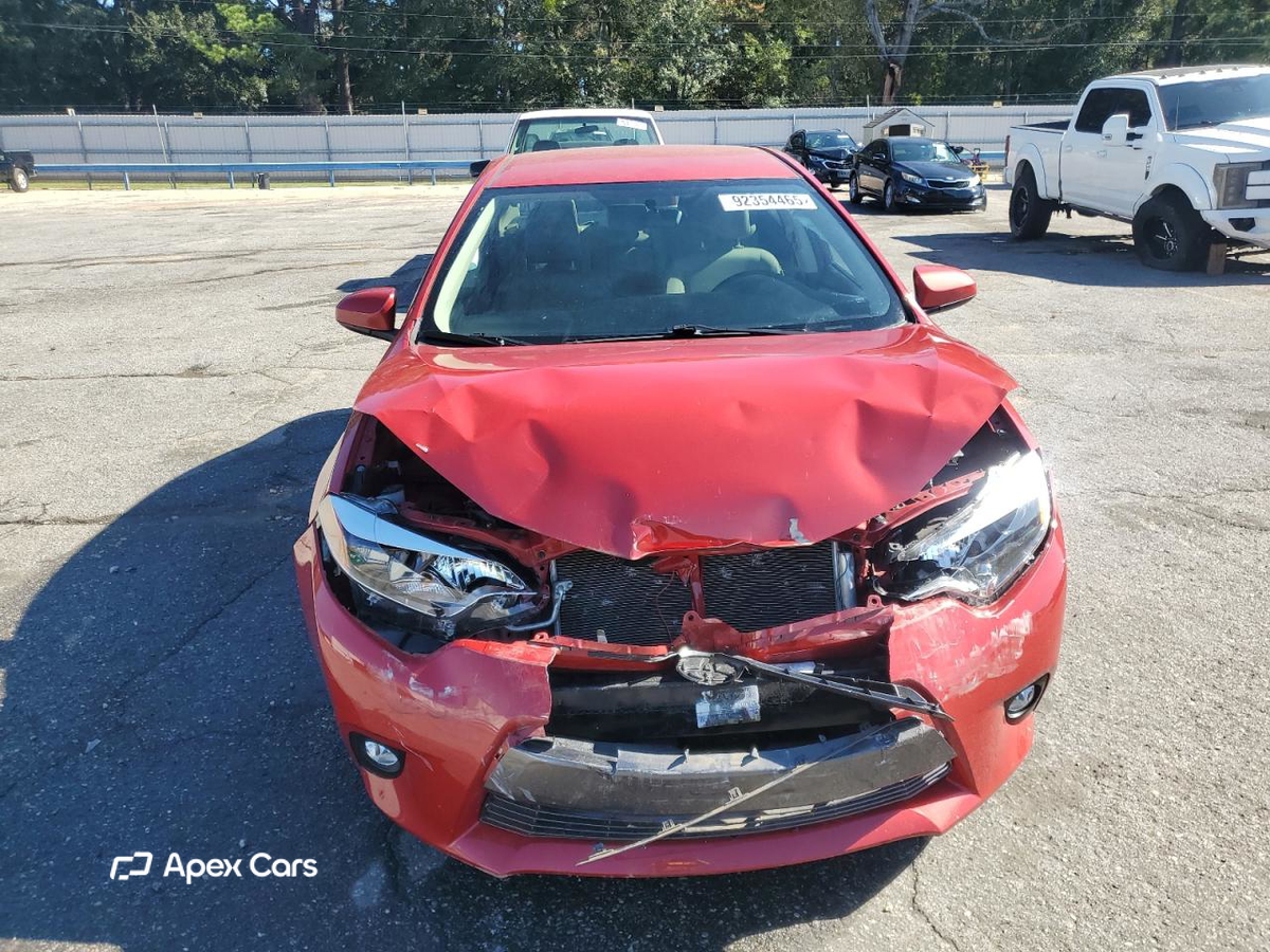 Toyota Corolla 2015