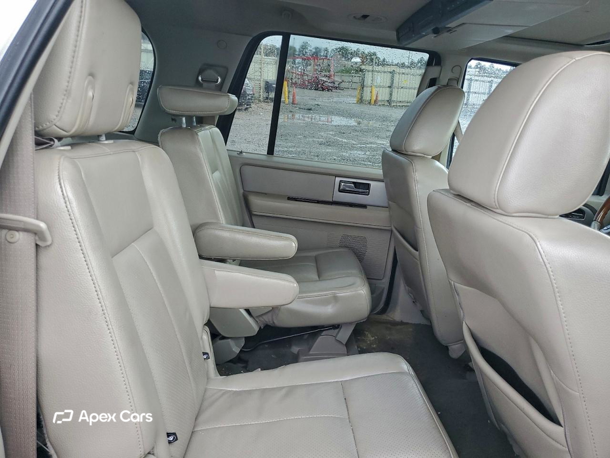 Ford Expedition 2010