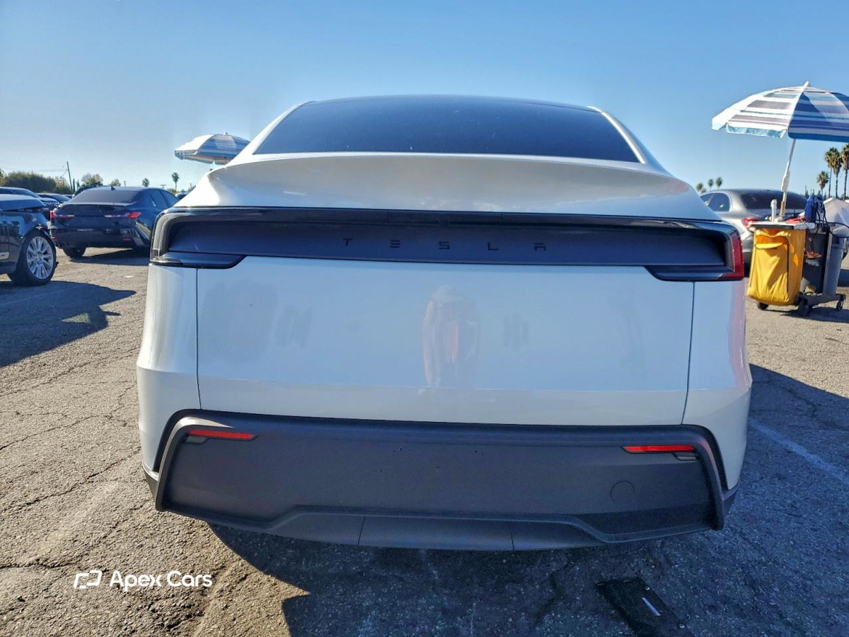 Tesla Model Y 2026