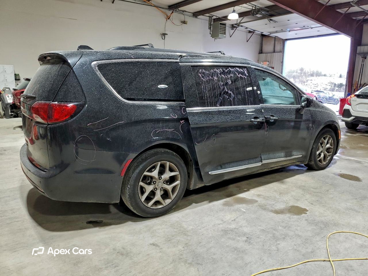 Chrysler Pacifica 2017