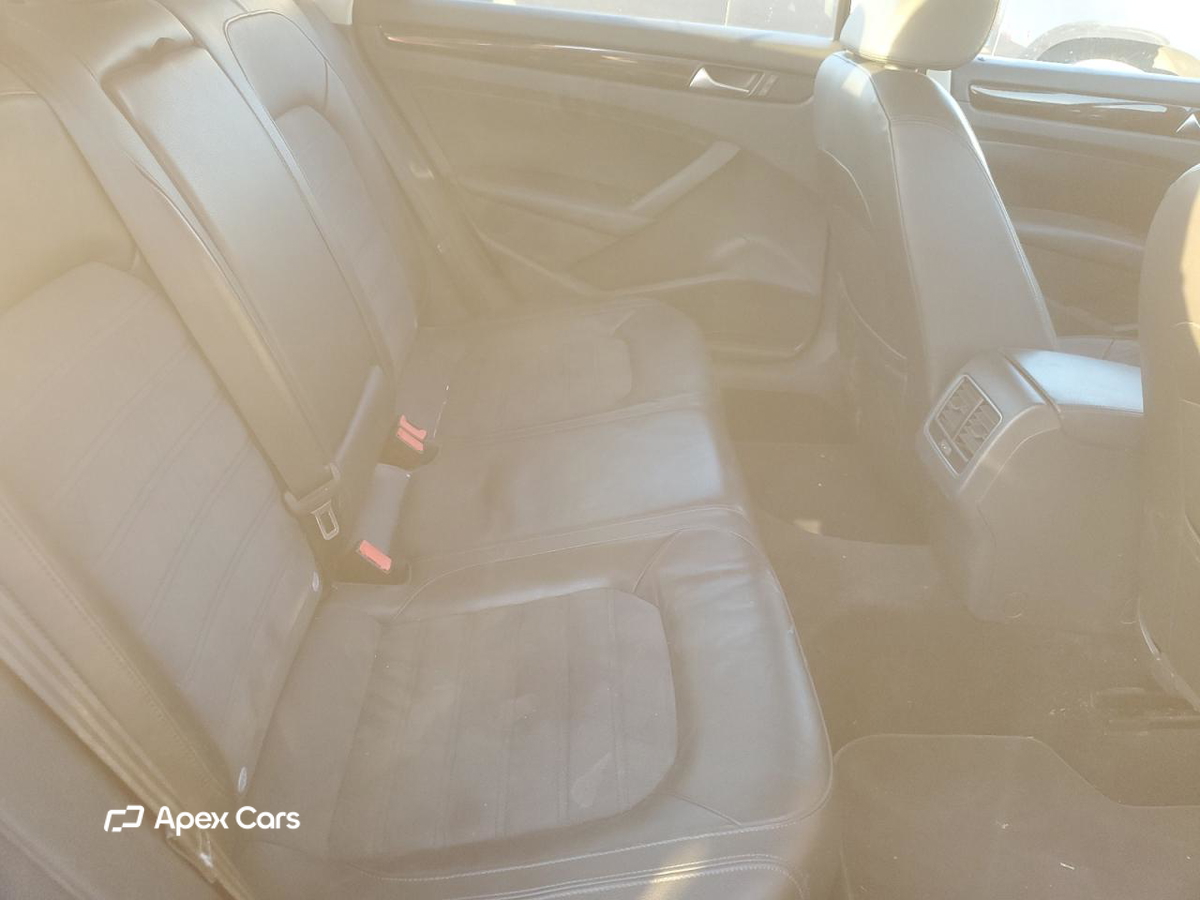 Volkswagen Passat 2014