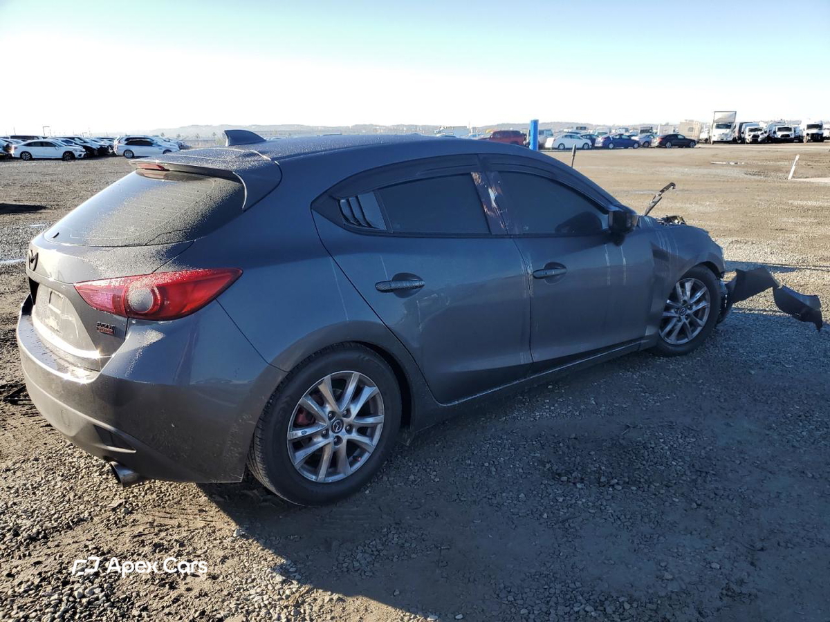Mazda 3 2015