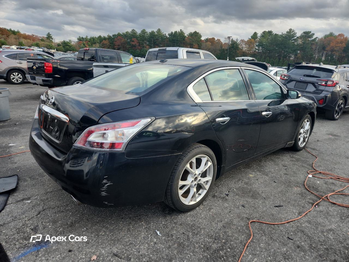 Nissan Maxima 2012