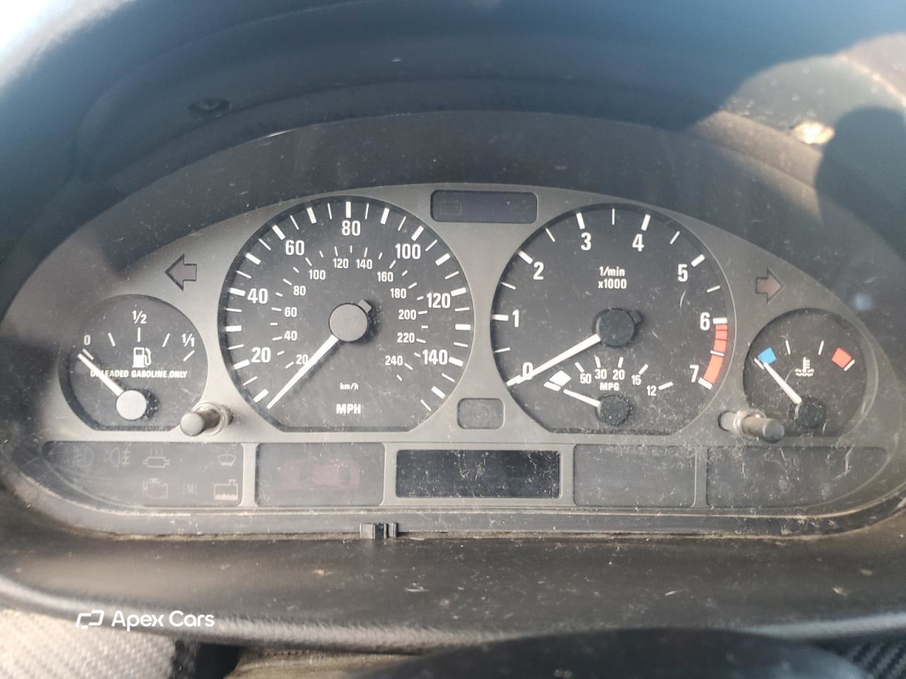 BMW Series 3 1999