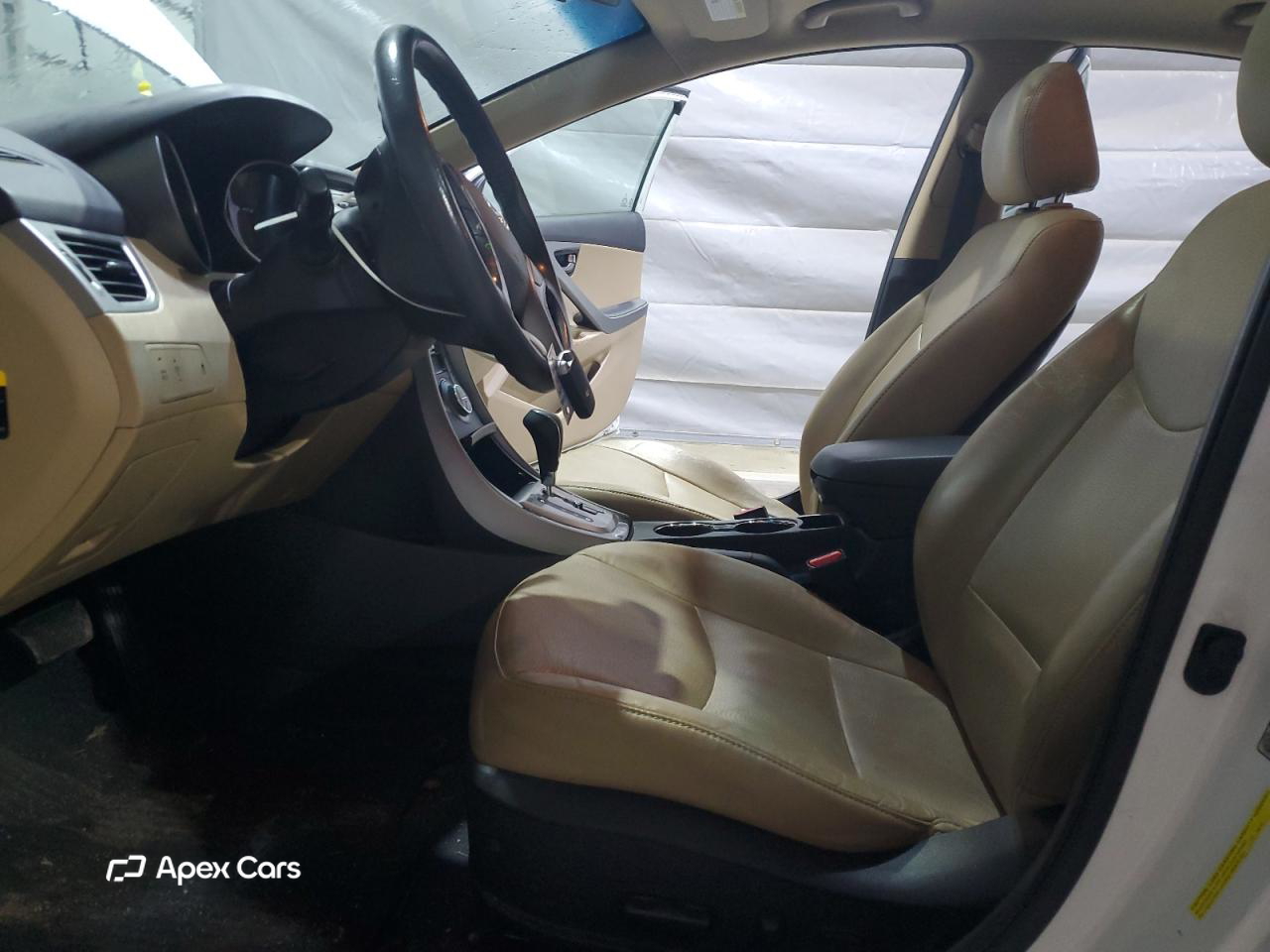 Hyundai Elantra 2013