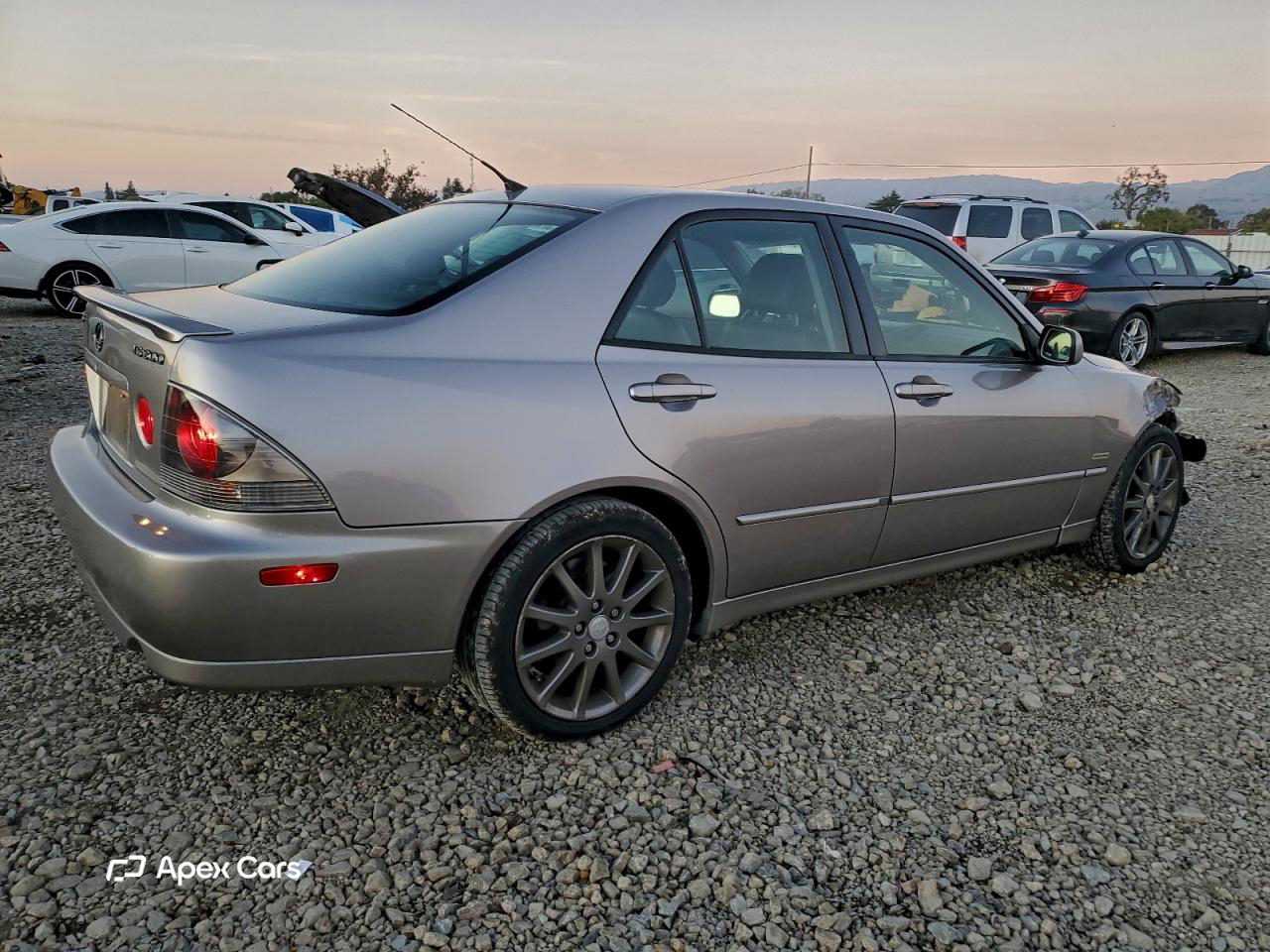 Lexus IS 2004
