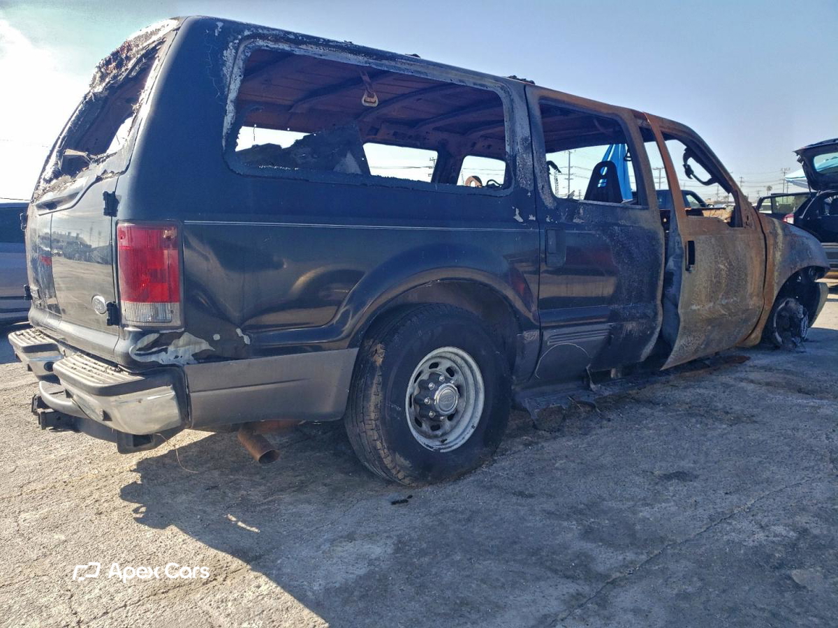 Ford Excursion 2004