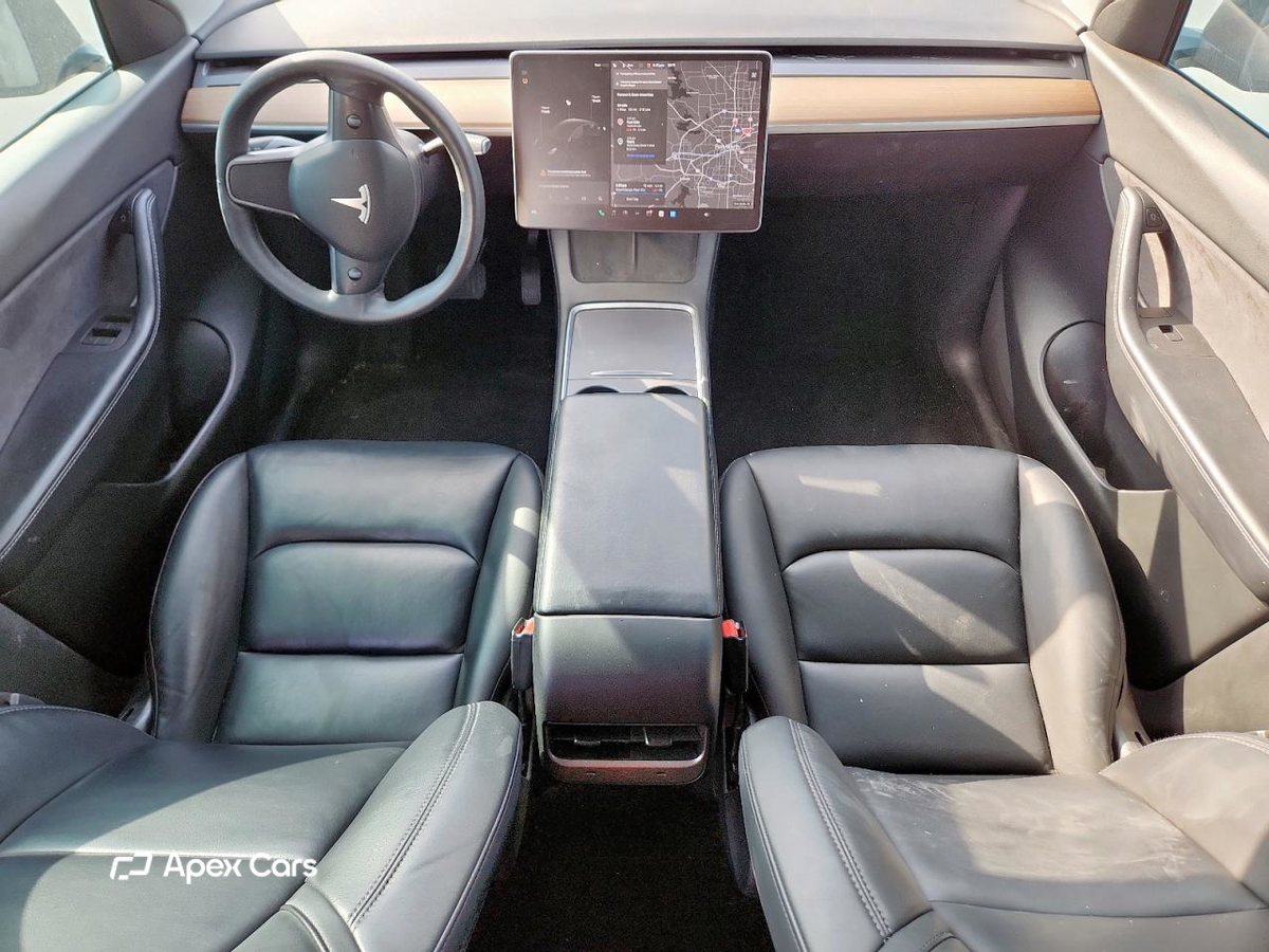 Tesla Model Y 2021