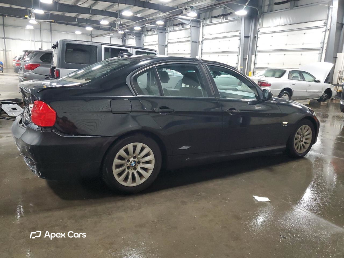 BMW Series 3 2009