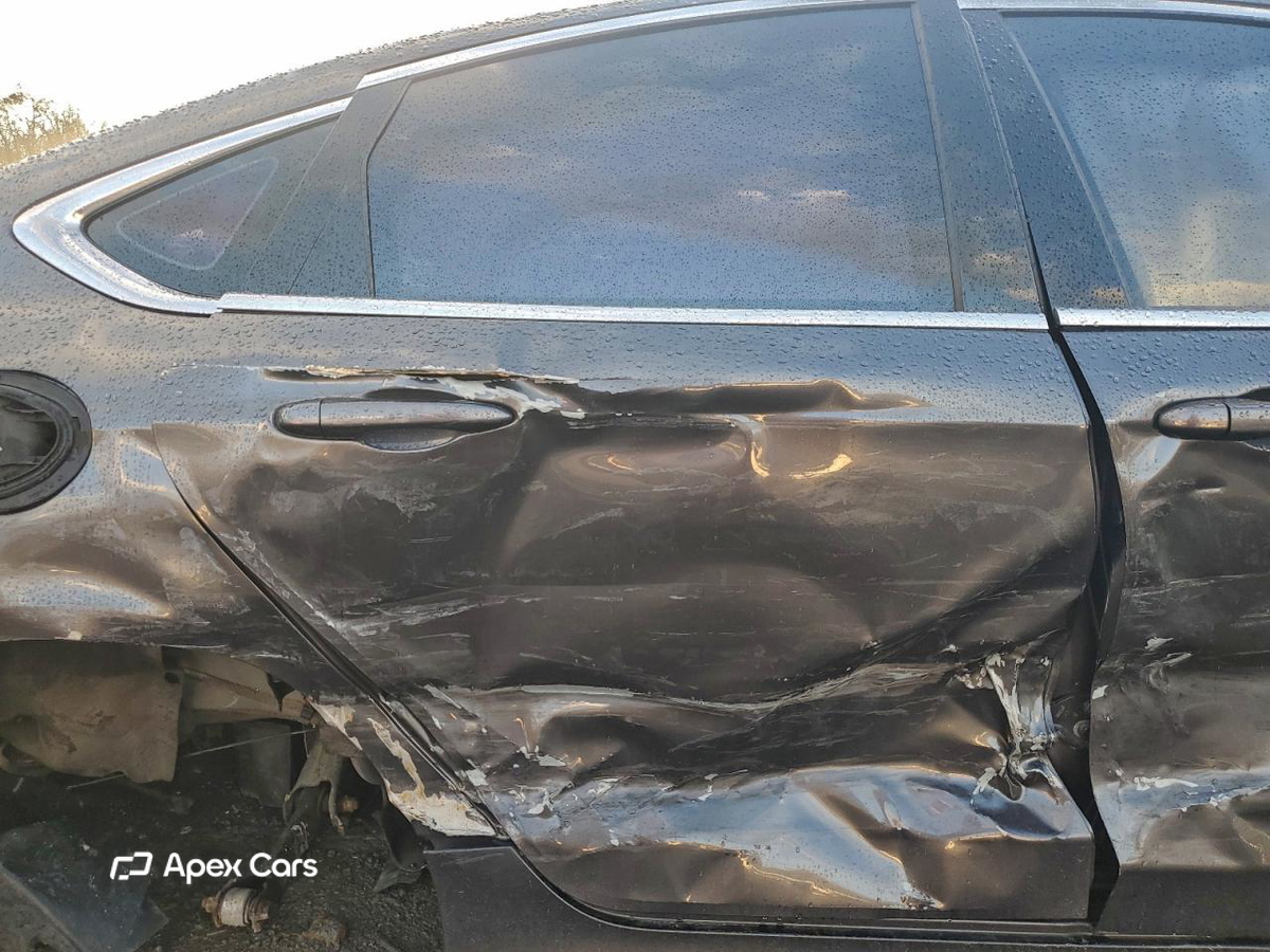 Chrysler 200 2015