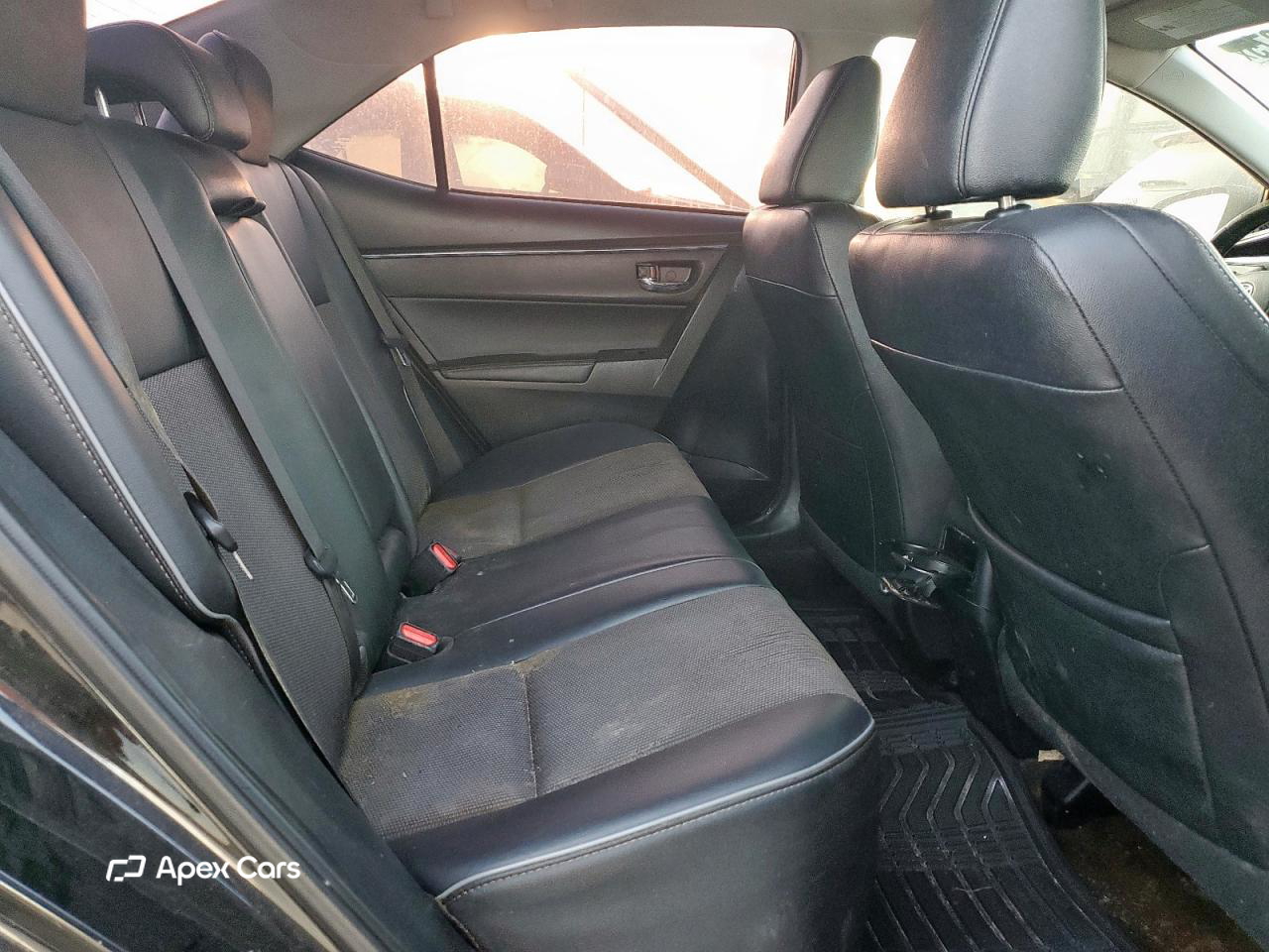 Toyota Corolla 2015