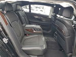BMW Series 7 2021