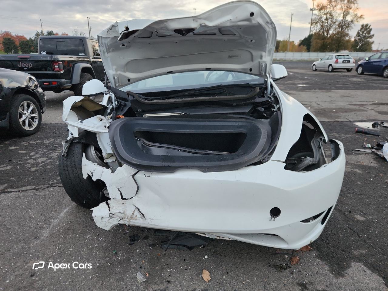 Tesla Model Y 2023