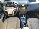Chrysler 200 2011