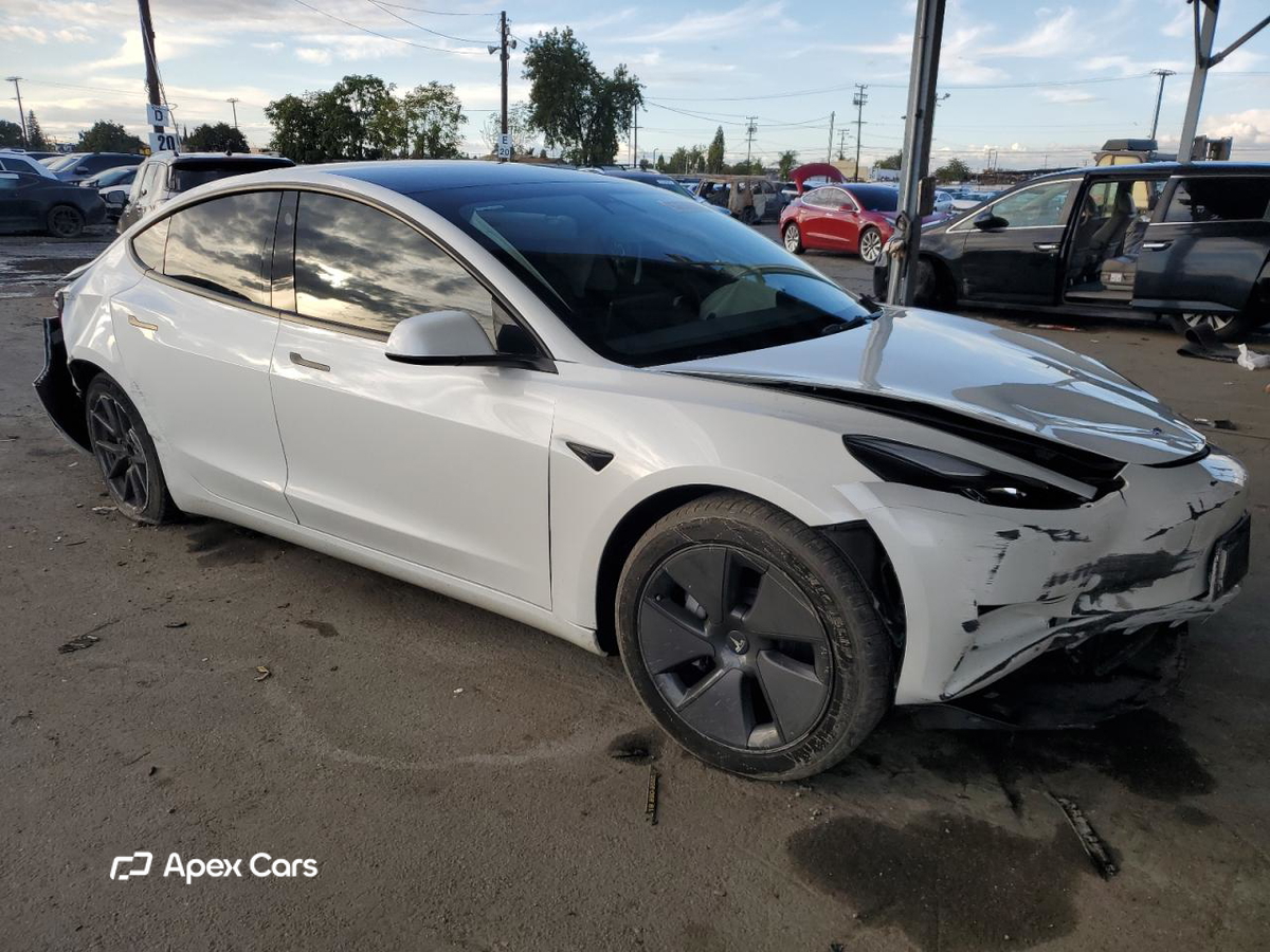 Tesla Model 3 2023