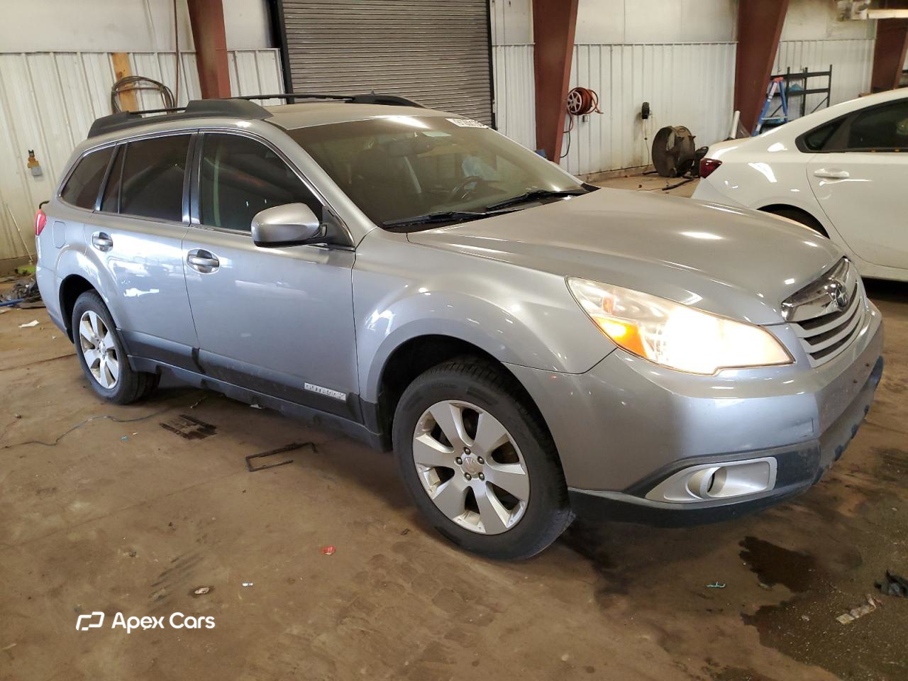 Subaru Outback 2011