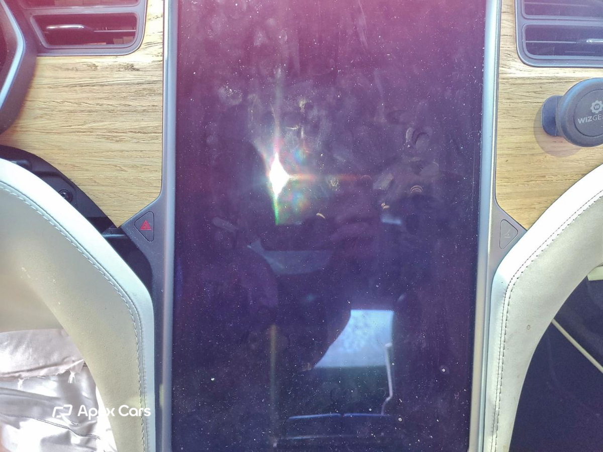 Tesla Model S 2021