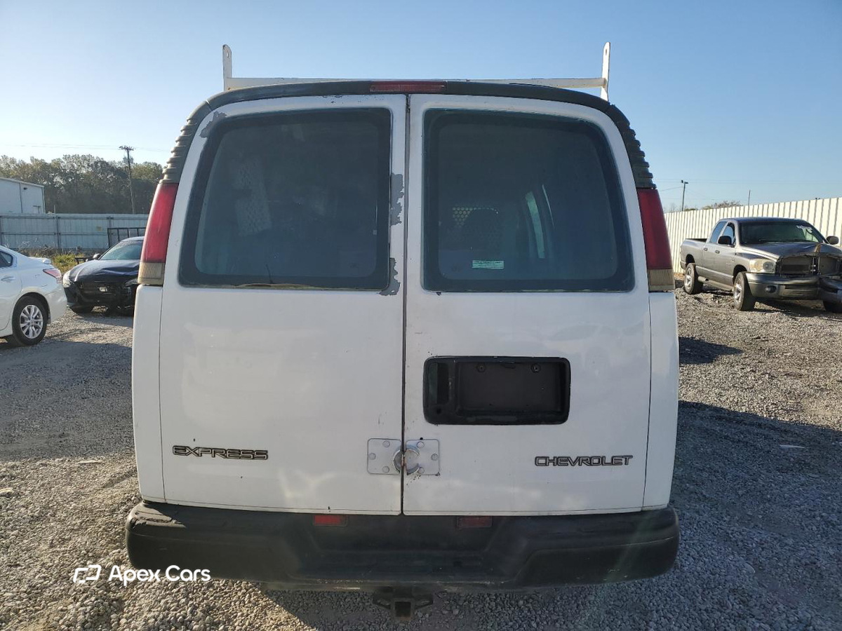 Chevrolet Express 2001