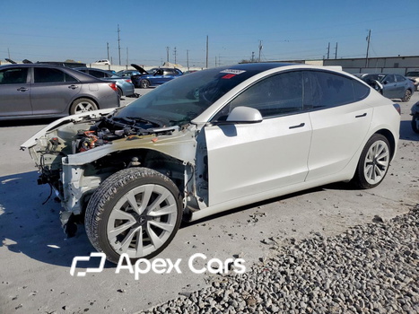 Tesla Model 3 2022 - Zdjęcie 1 z 13
