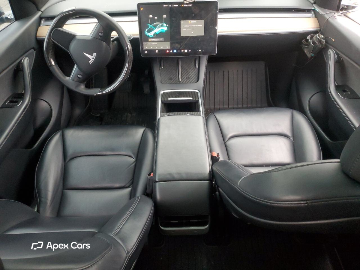 Tesla Model Y 2021