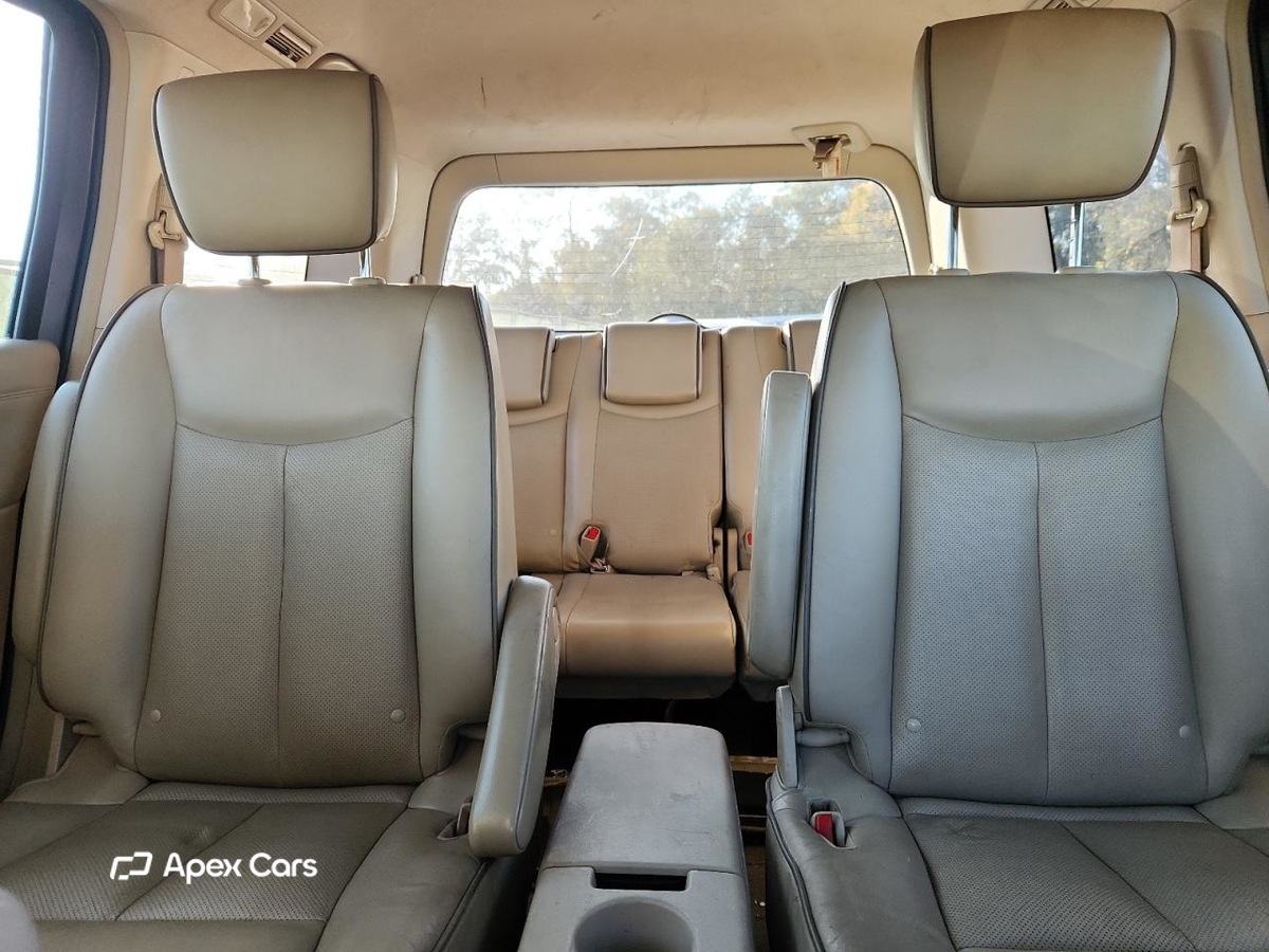 Nissan Quest 2013