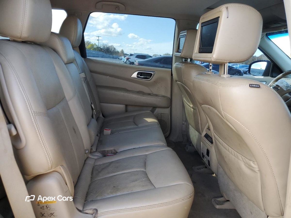 Nissan Pathfinder 2014