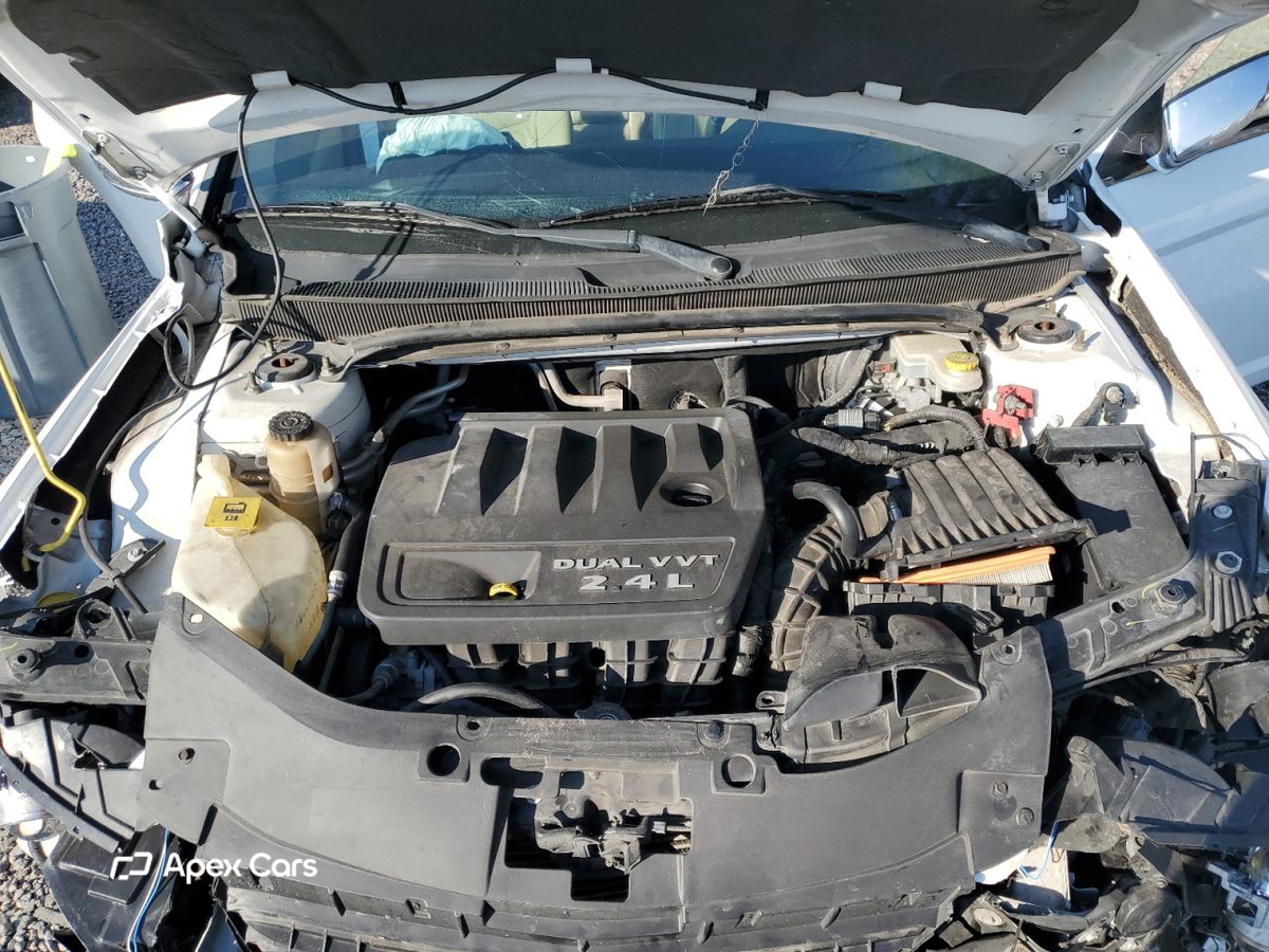 Chrysler 200 2011