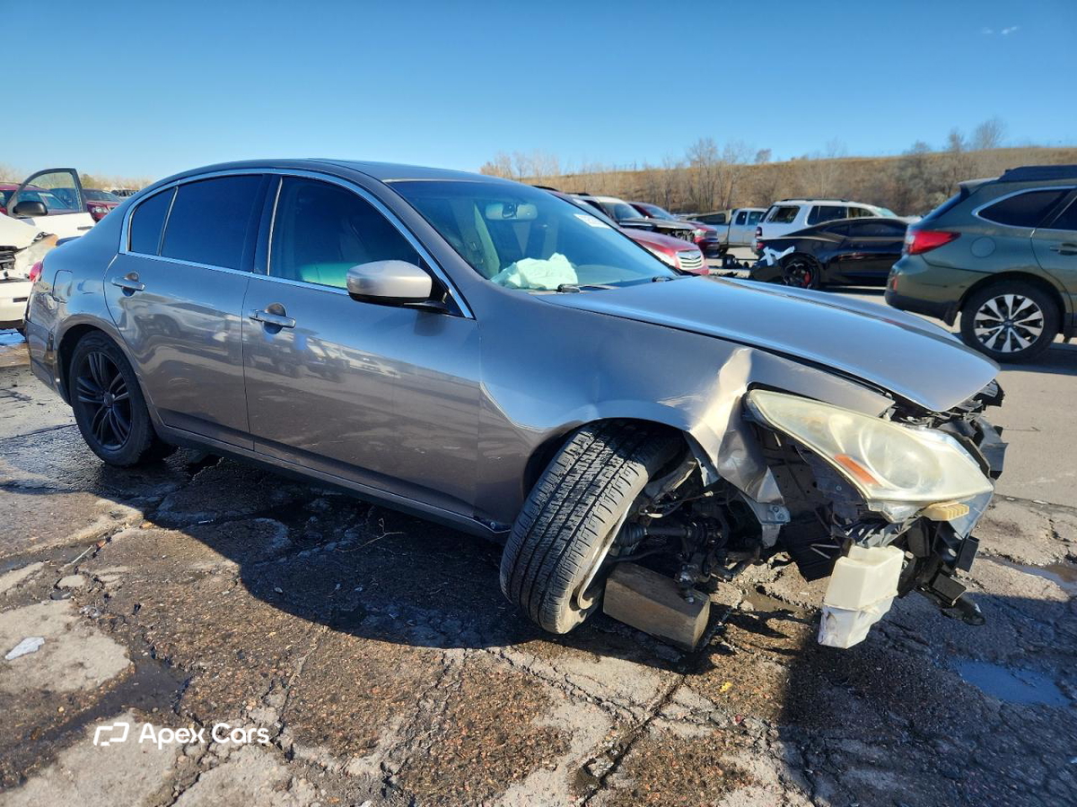 Infiniti G 2010