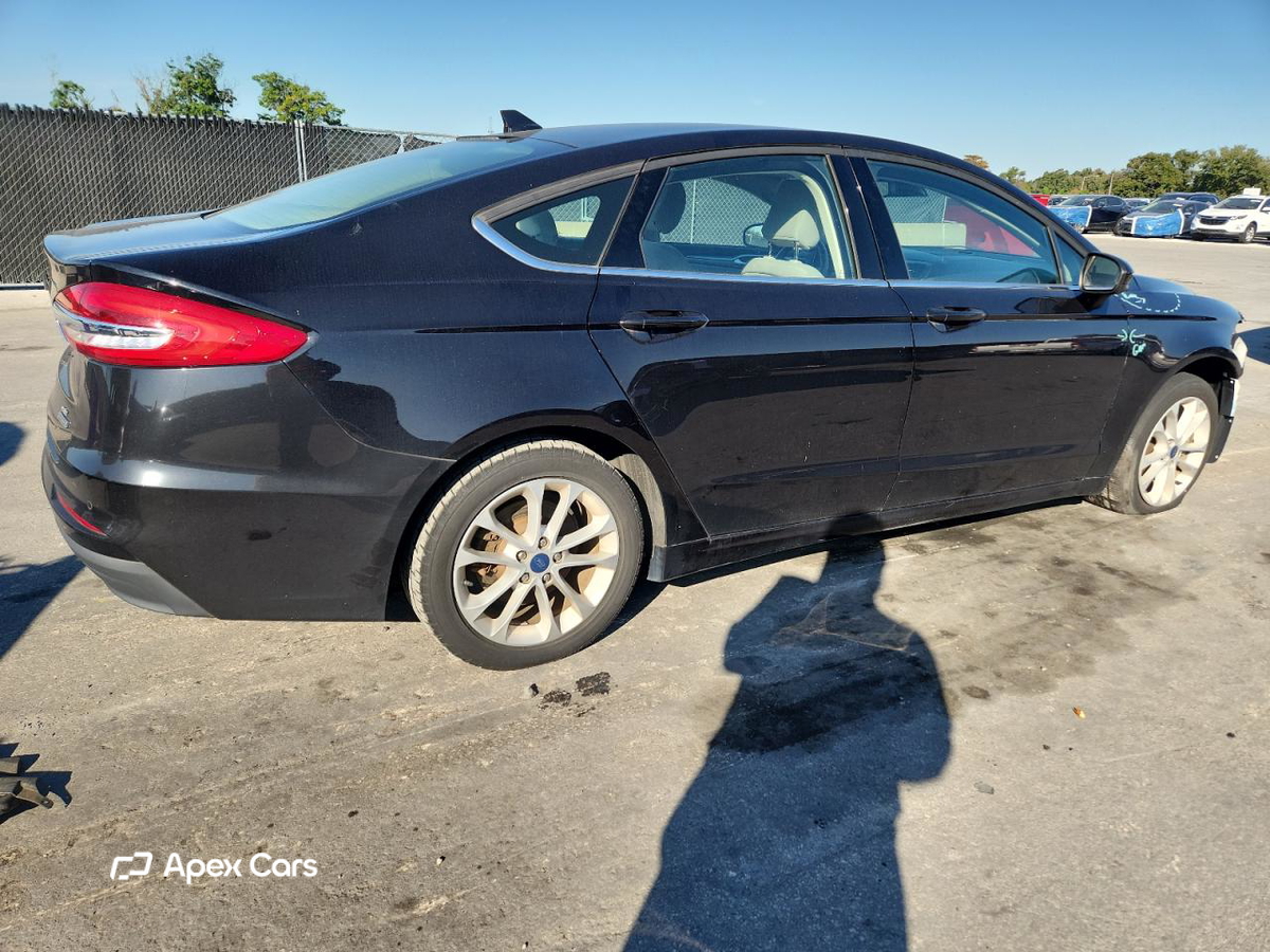 Ford Fusion 2020