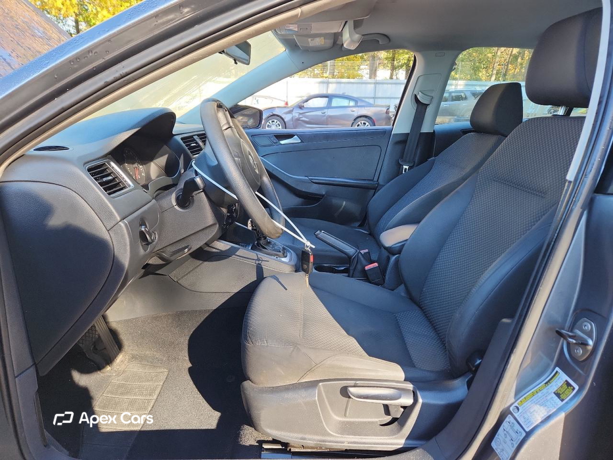 Volkswagen Jetta 2014